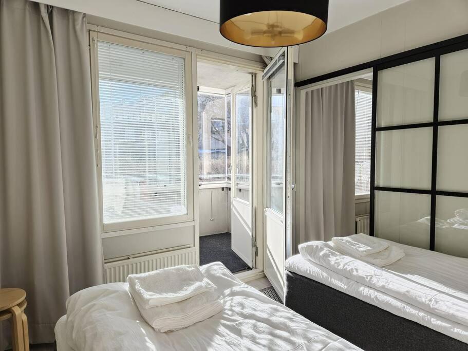 Appartement Modern One-bedroom With Glazed Sun Balcony, 350m Metro Helsinki